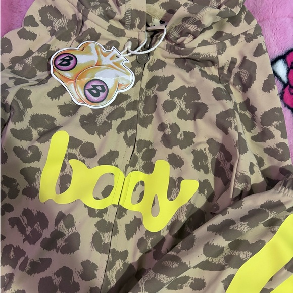 Beige Leopard Print BODYBYRAVEN limited set. - Picture 3 of 4